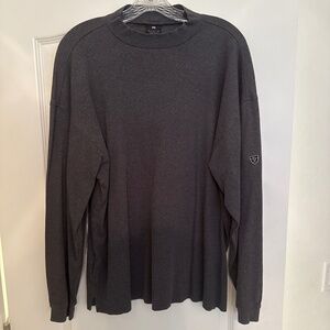 Men’s long sleeve shirt